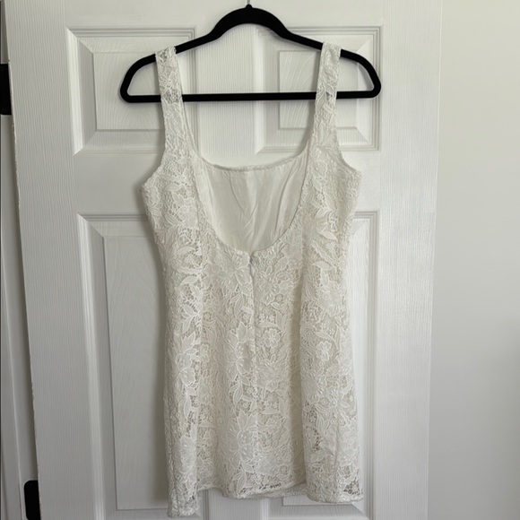 Tularose Kate mini dress in white - Picture 3 of 8